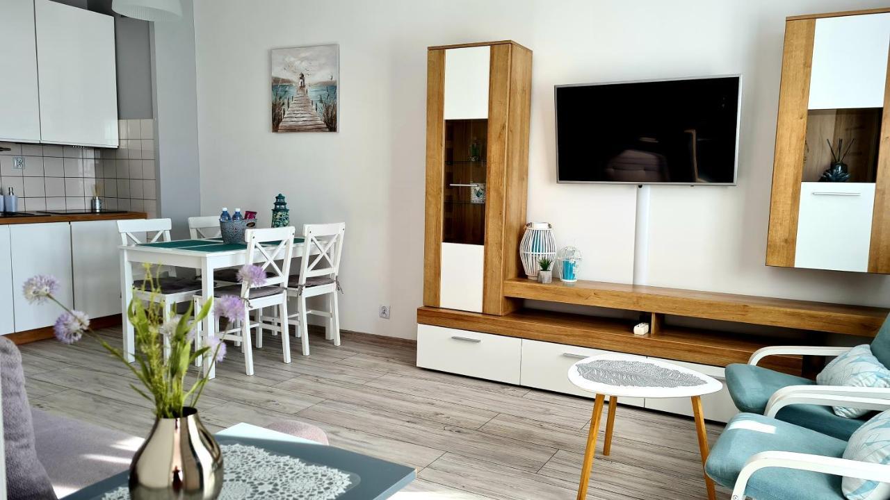 Apartament Z Garazem W Kolobrzegu Appartement Buitenkant foto