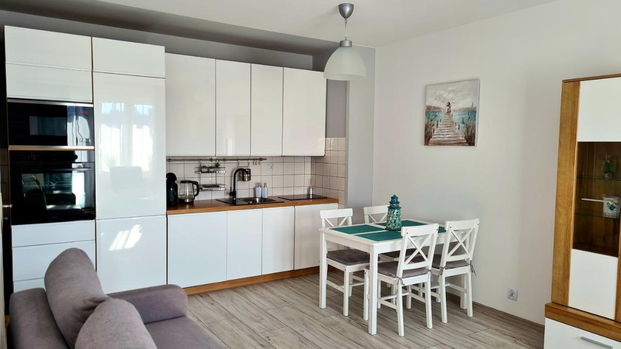 Apartament Z Garazem W Kolobrzegu Appartement Buitenkant foto